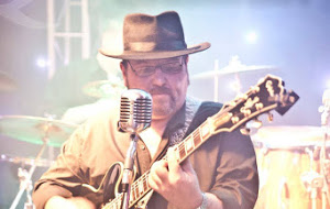 Un blues telefónico por los 20 Años de la Estaño Blues Band Un blues telefónico por los 20 Años de la Estaño Blues Band